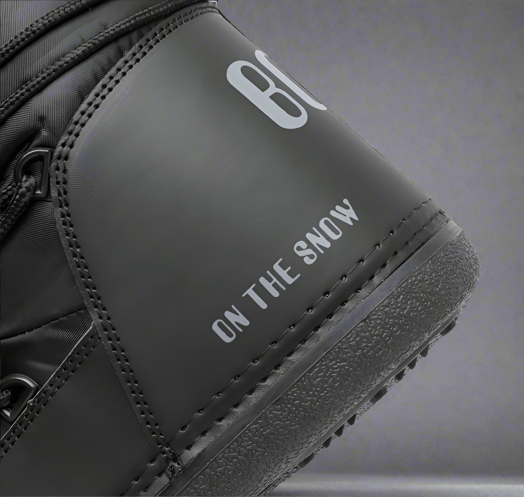 Retro Space Snow Boots - Vital